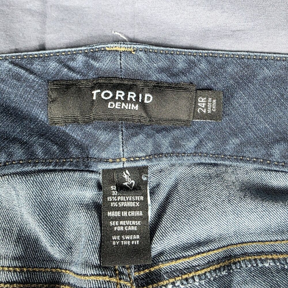 Torrid Women’s Plus Size 24R Skinny Jeans Medium Wash High Rise - Picture 5 of 9